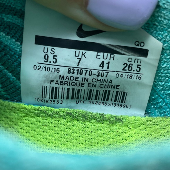 Nike Free RN Flyknit women’s green sneakers size 9.5 - Picture 8 of 10